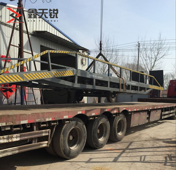 吕梁移动式登车桥装车发货